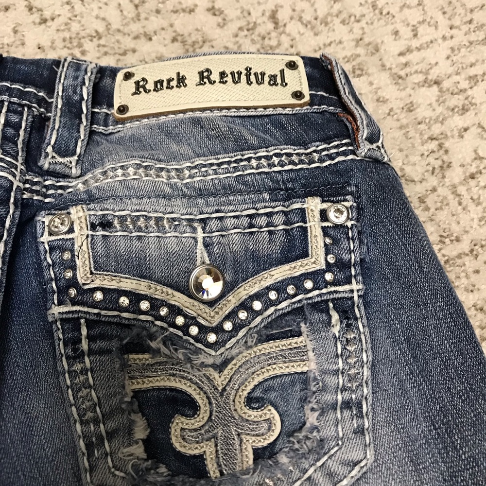Rock revival capris